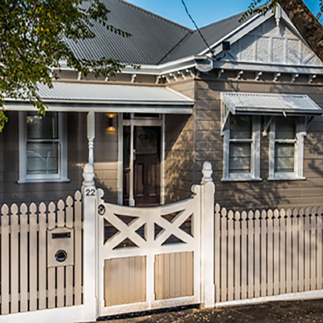 Melbourne Gates picket fence image